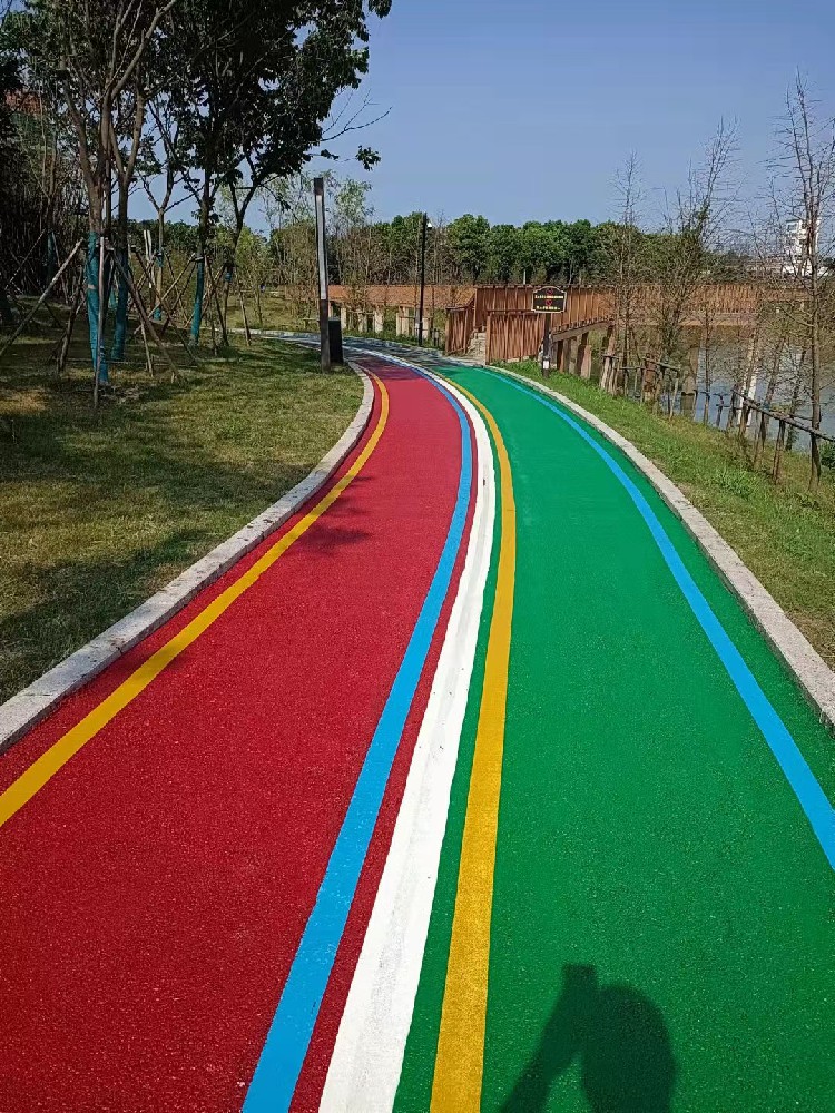 头屯河小区划线